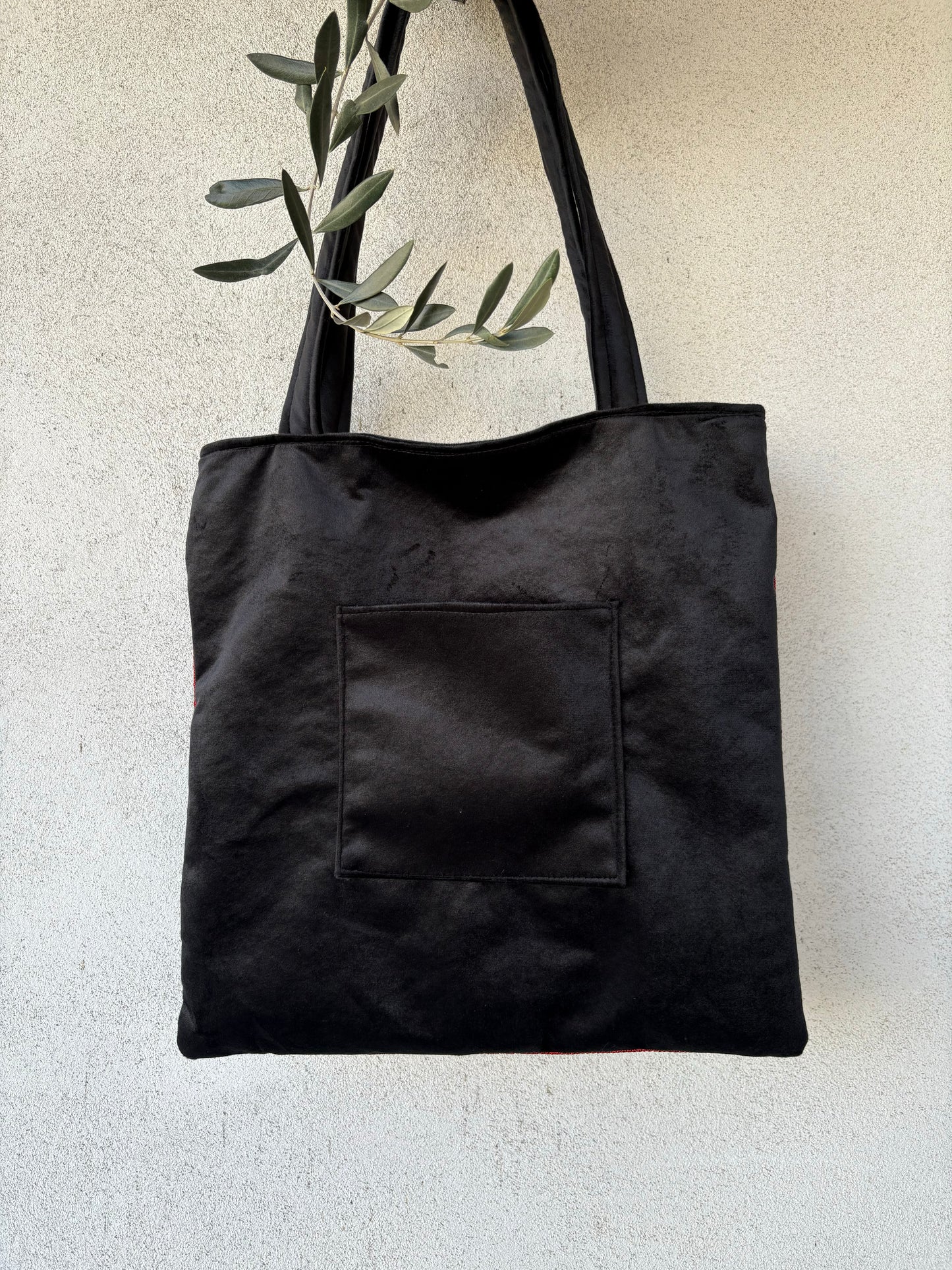 BORSA TATREEZ DARWISH