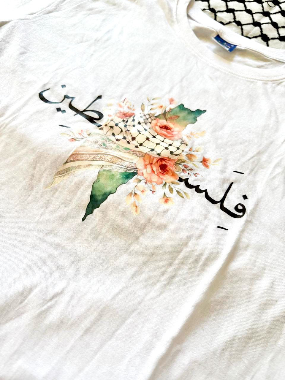 T SHIRT FIORI E KEFIAH