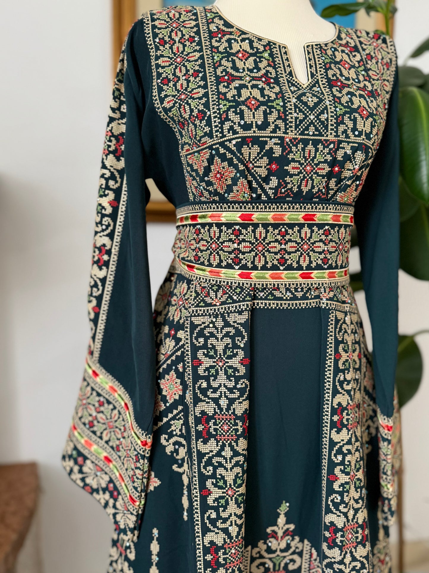 ABITO PALESTINESE “AL NASR”