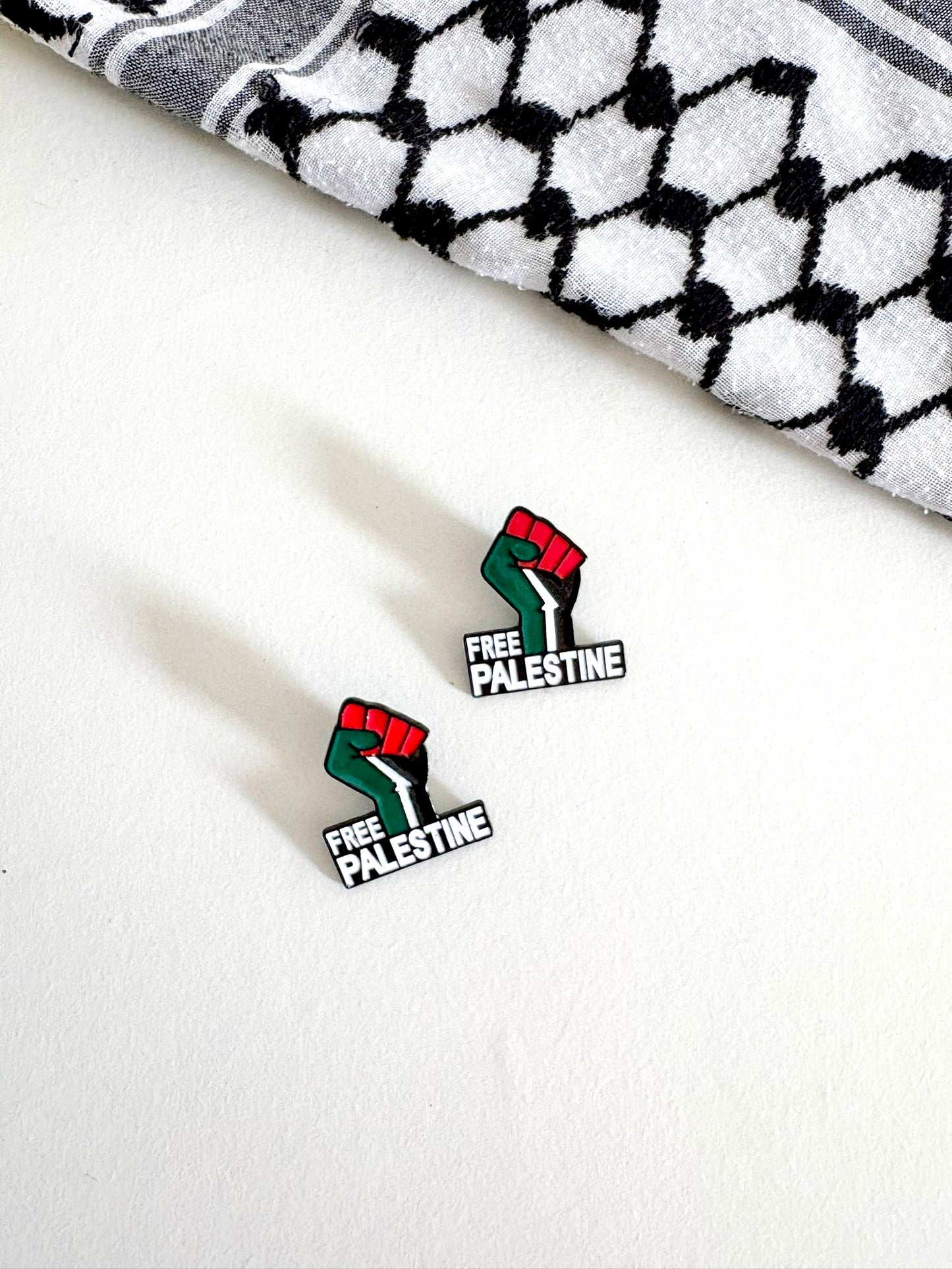 SPILLA PUGNO RESISTENZA